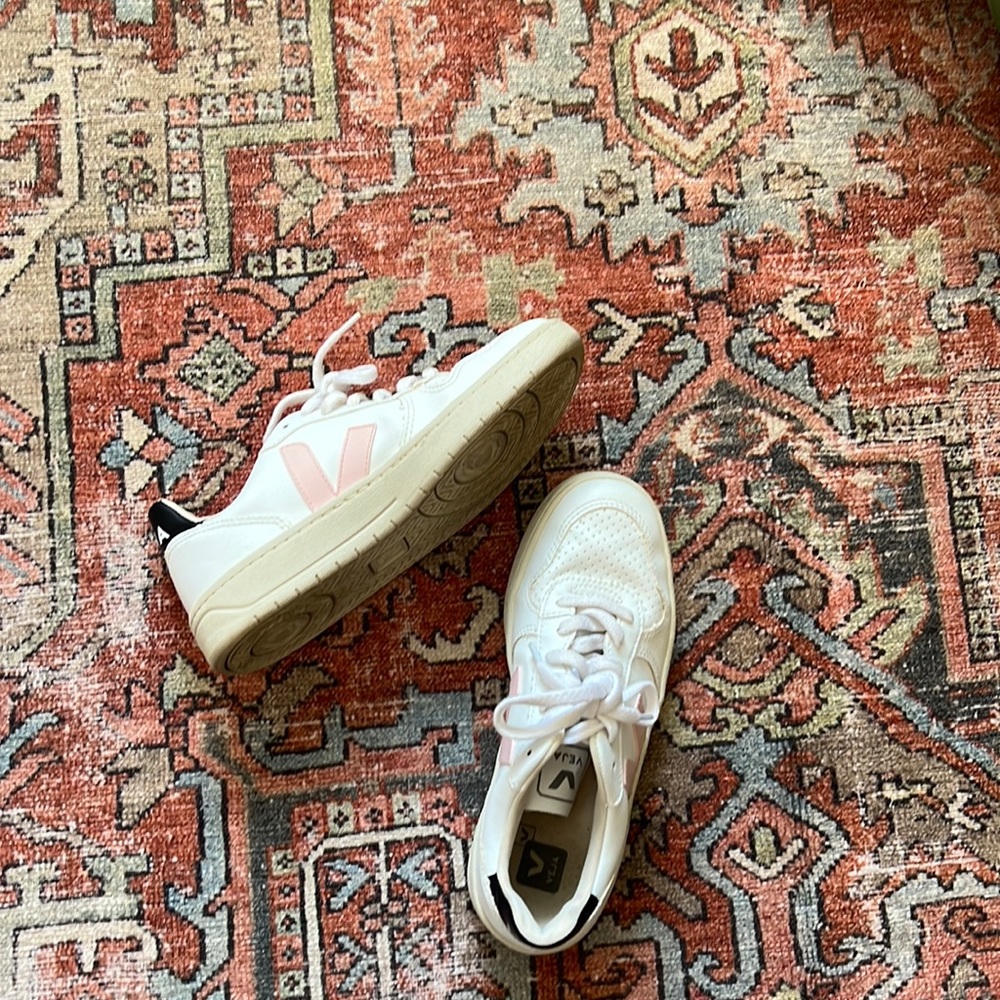Women’s Veja sneakers. Black and pink in color